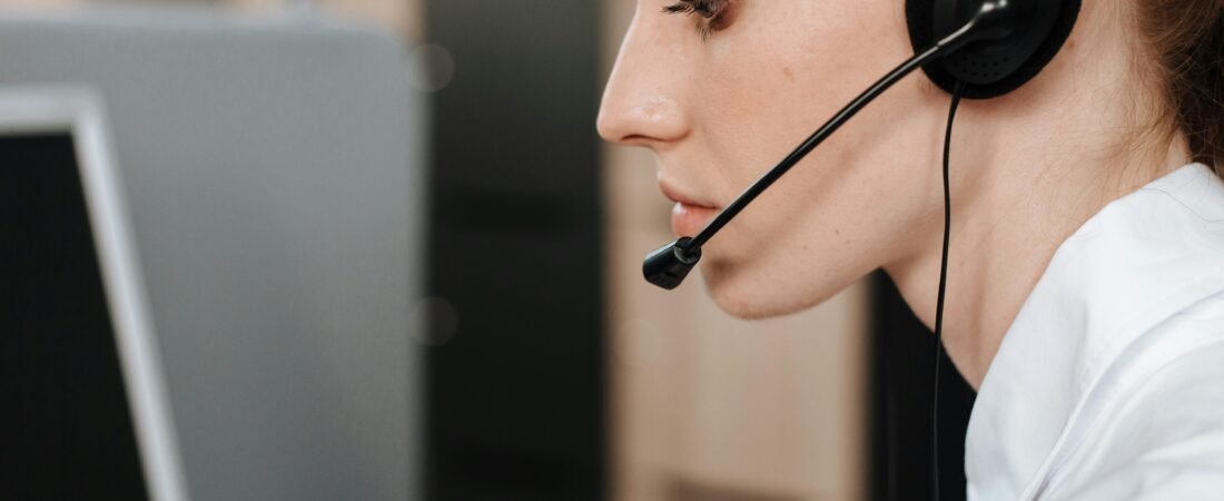 pexels-ron-lach-8681899